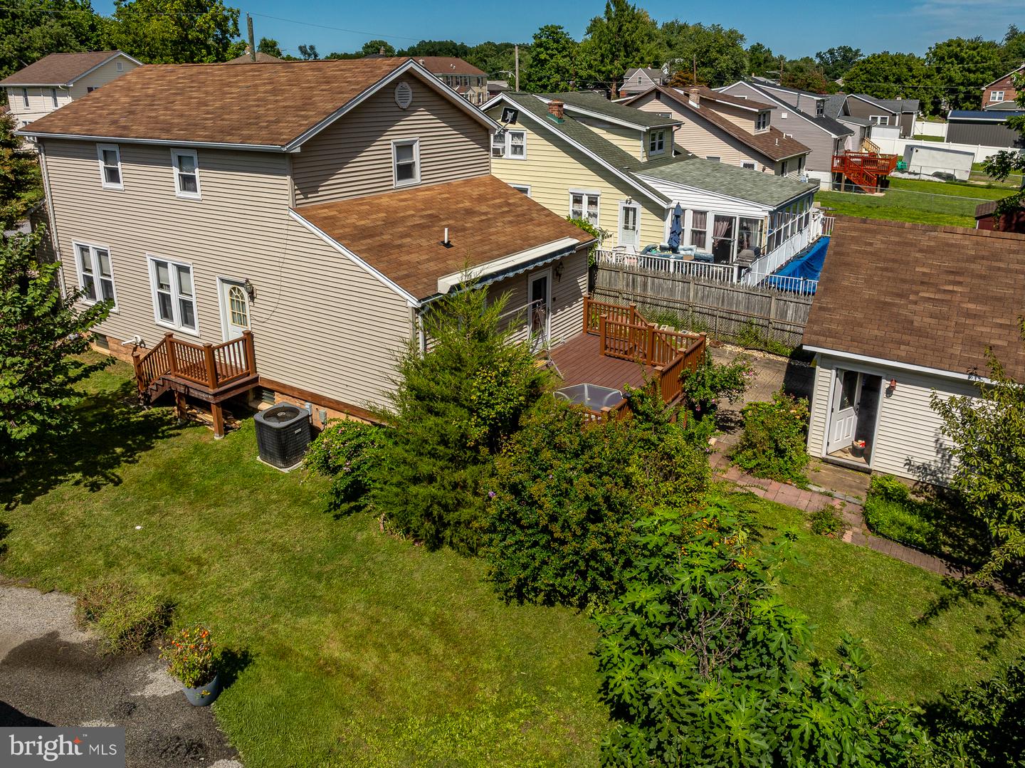 1033 Galbreath Ave Property Photo 43