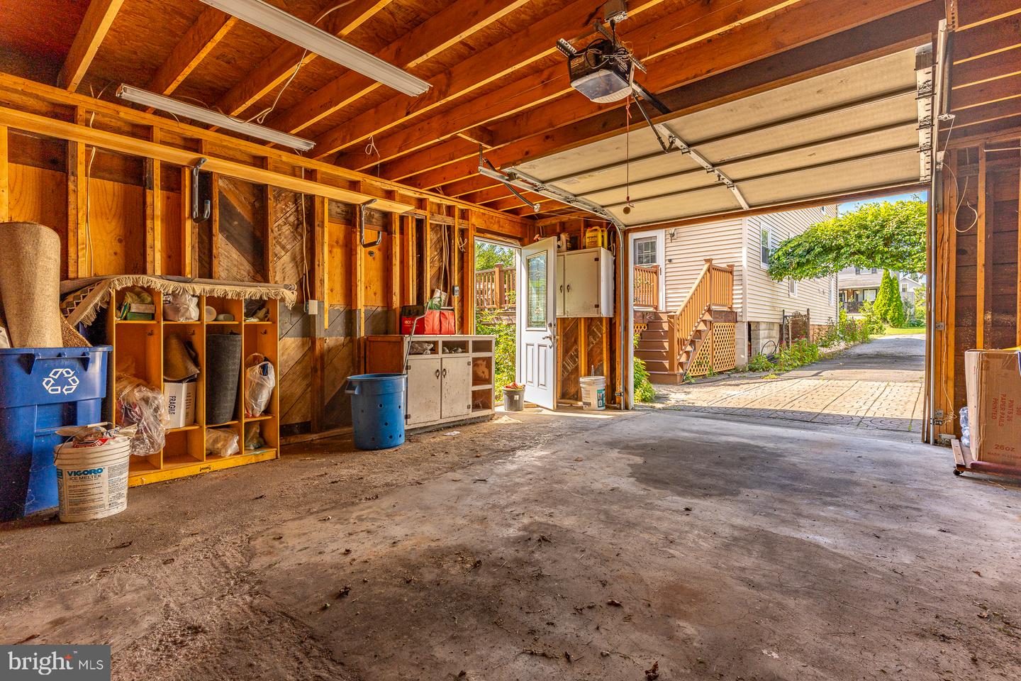1033 Galbreath Ave Property Photo 47