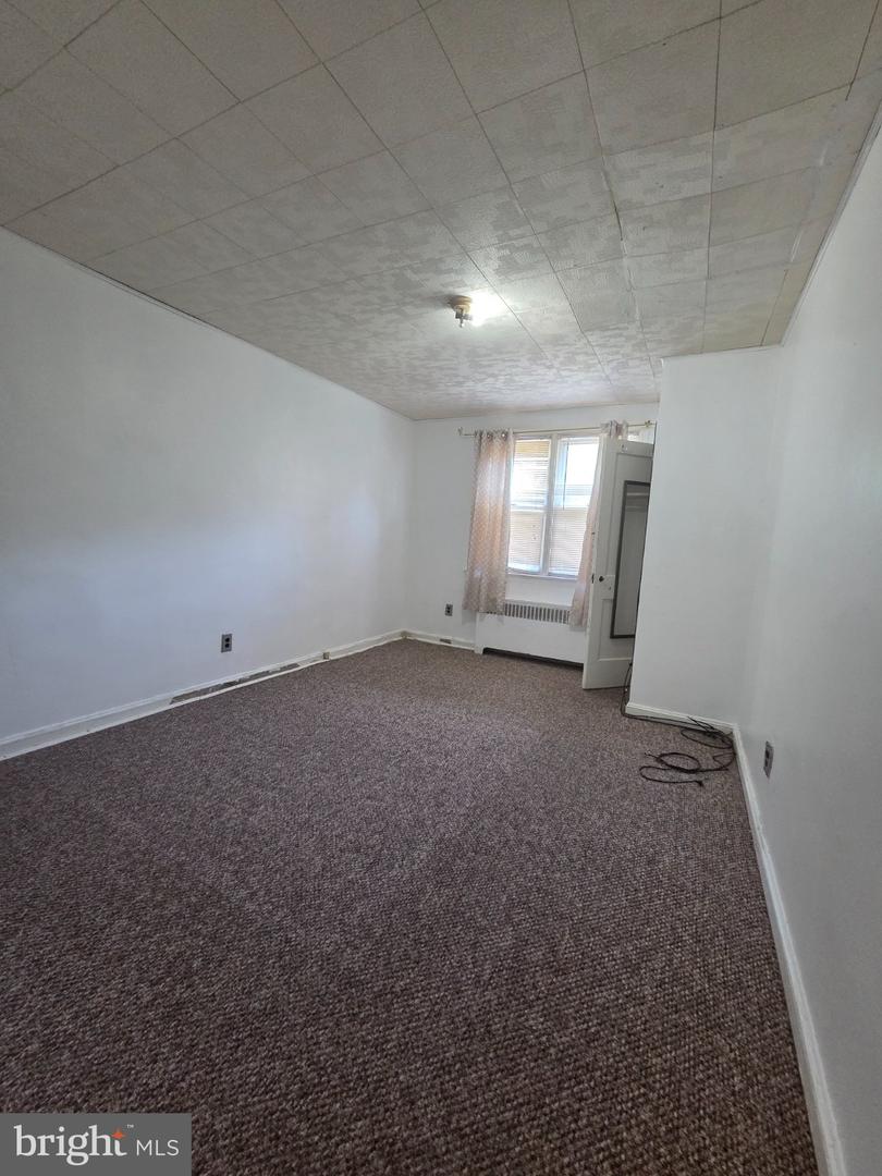 881 Windermere Ave Property Photo 6