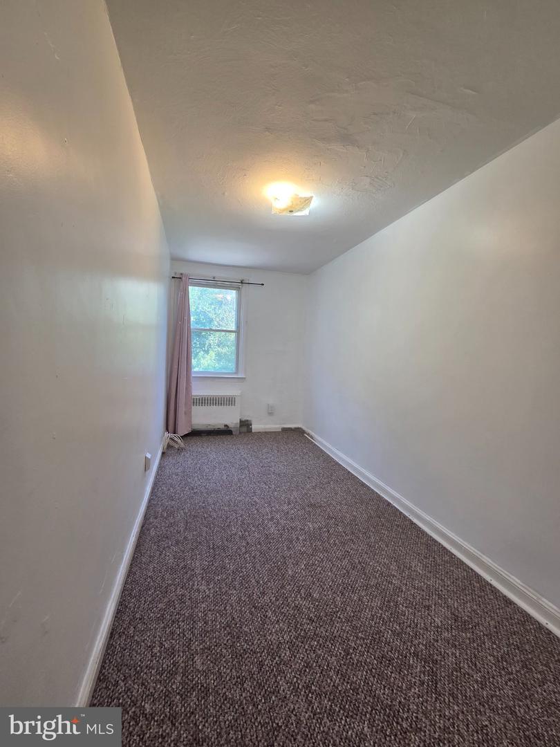 881 Windermere Ave Property Photo 7
