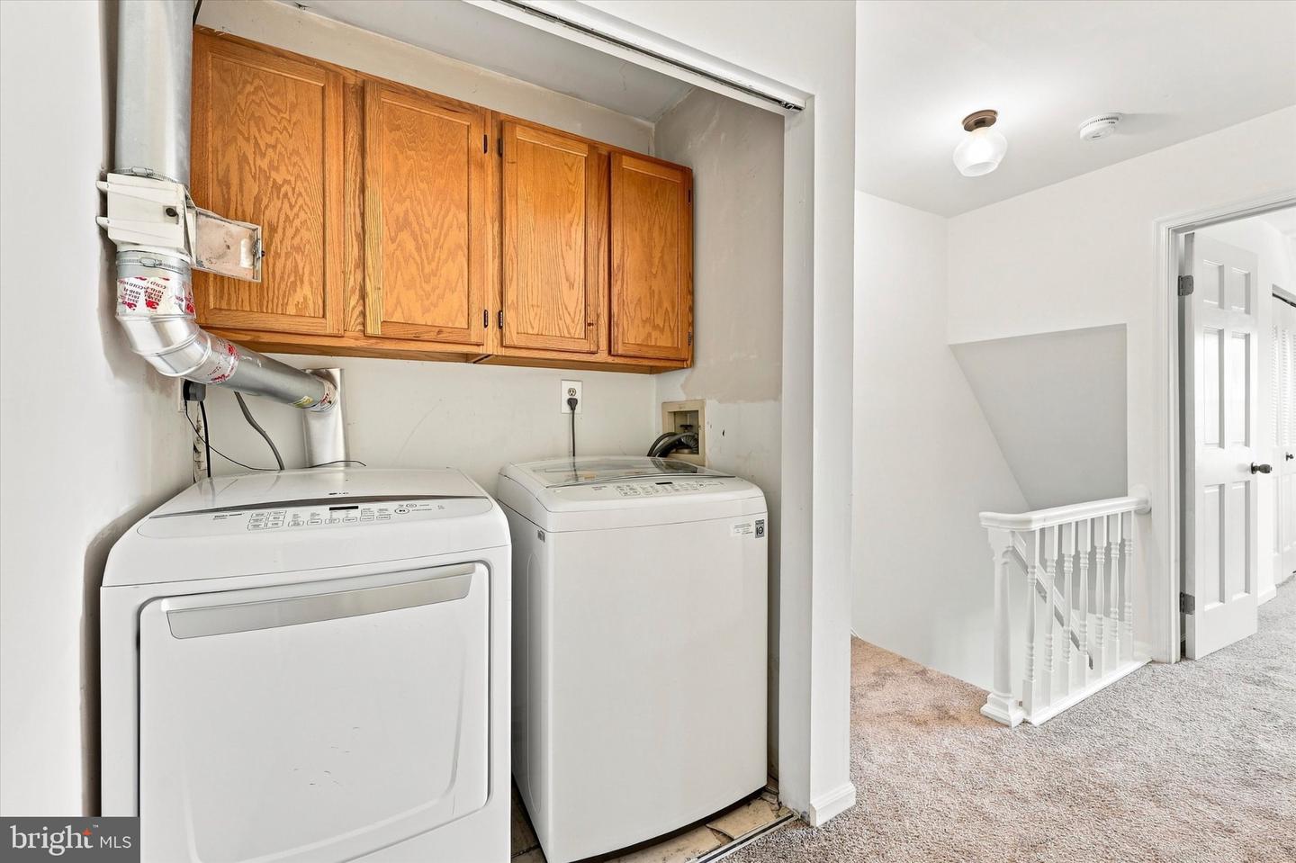 14 Kingston Ter Property Photo 8