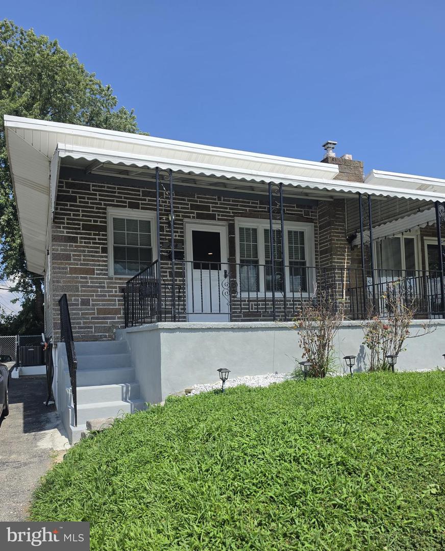 208 Hoffman Rd Property Photo 1