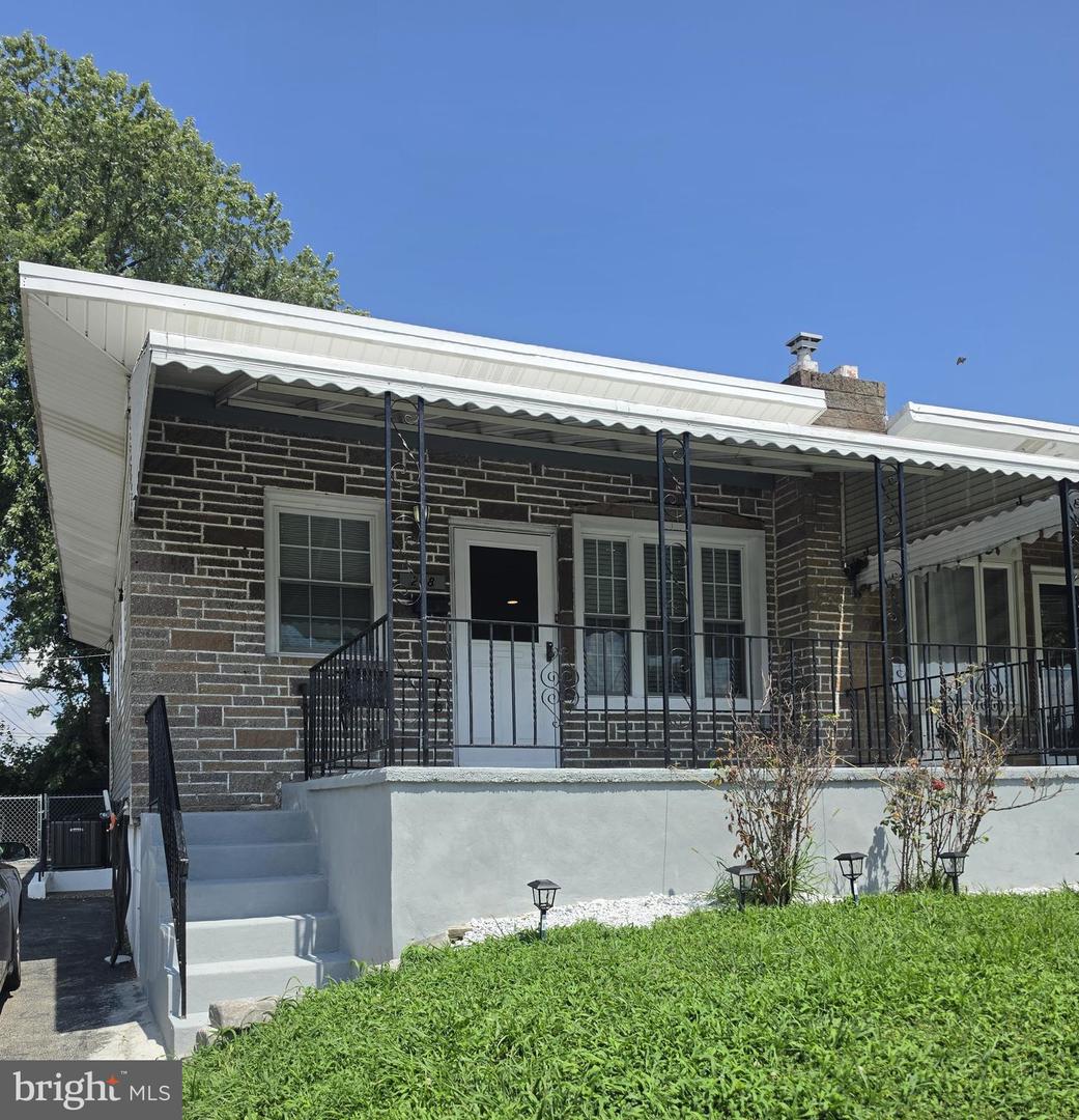 208 Hoffman Rd Property Photo 2