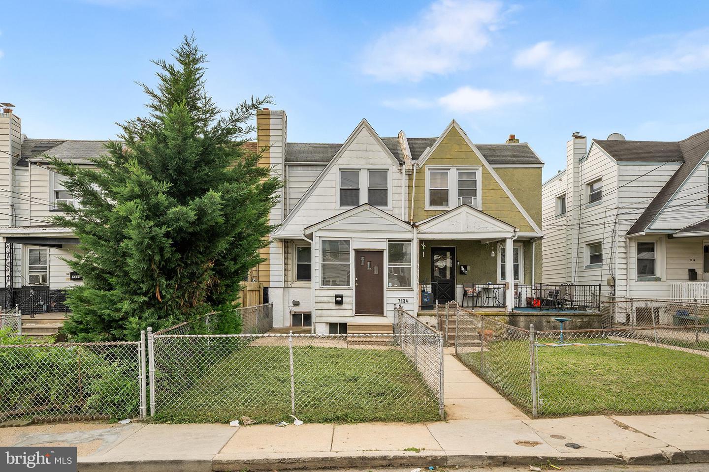 7134 Radbourne Rd Property Photo 1