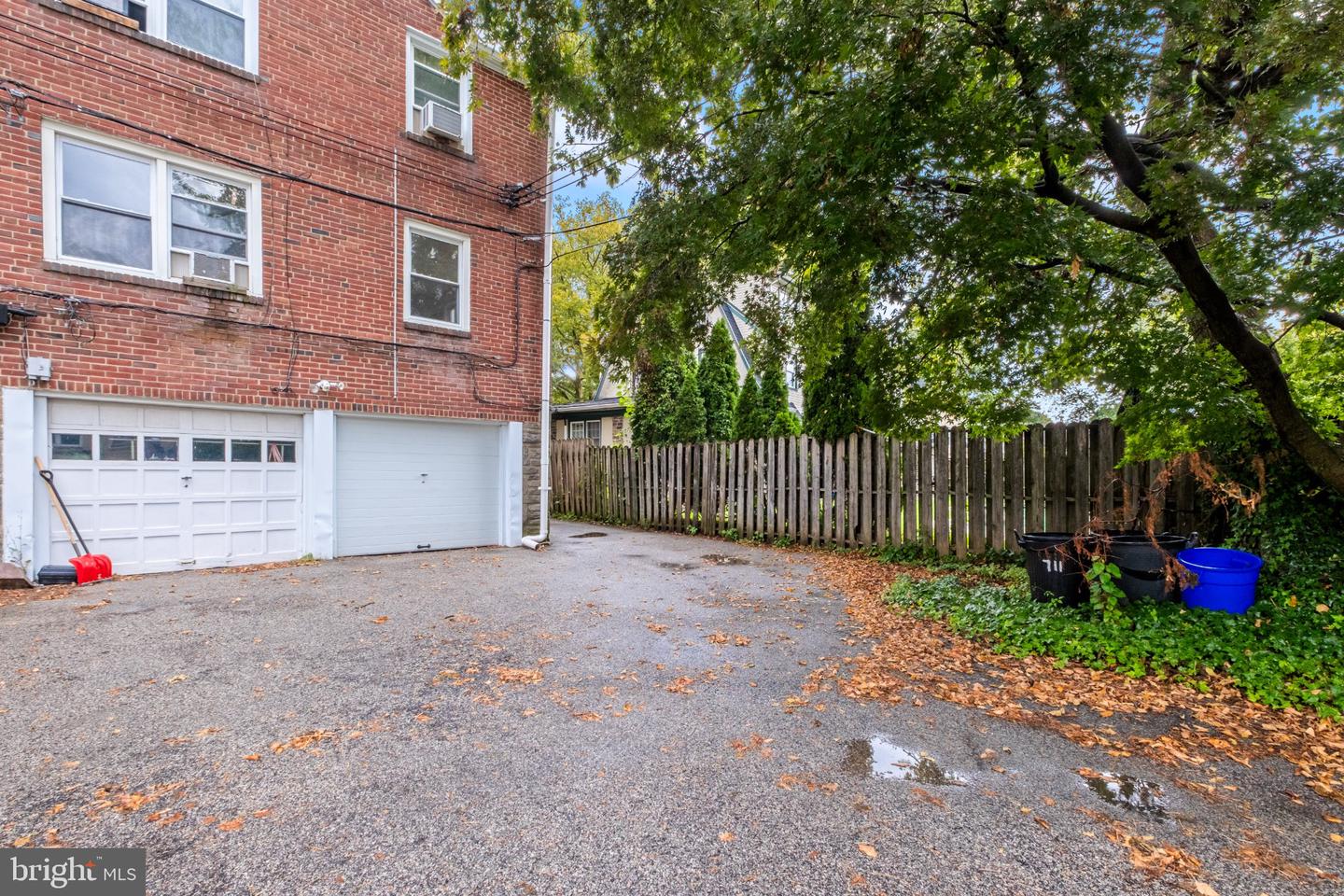 711 Morgan Ave Property Photo 6
