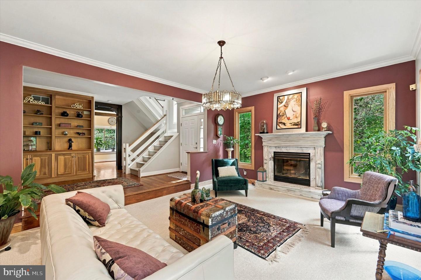 441 Wooded Way Property Photo 4