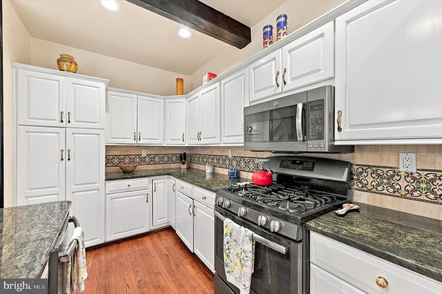 441 Wooded Way Property Photo 12