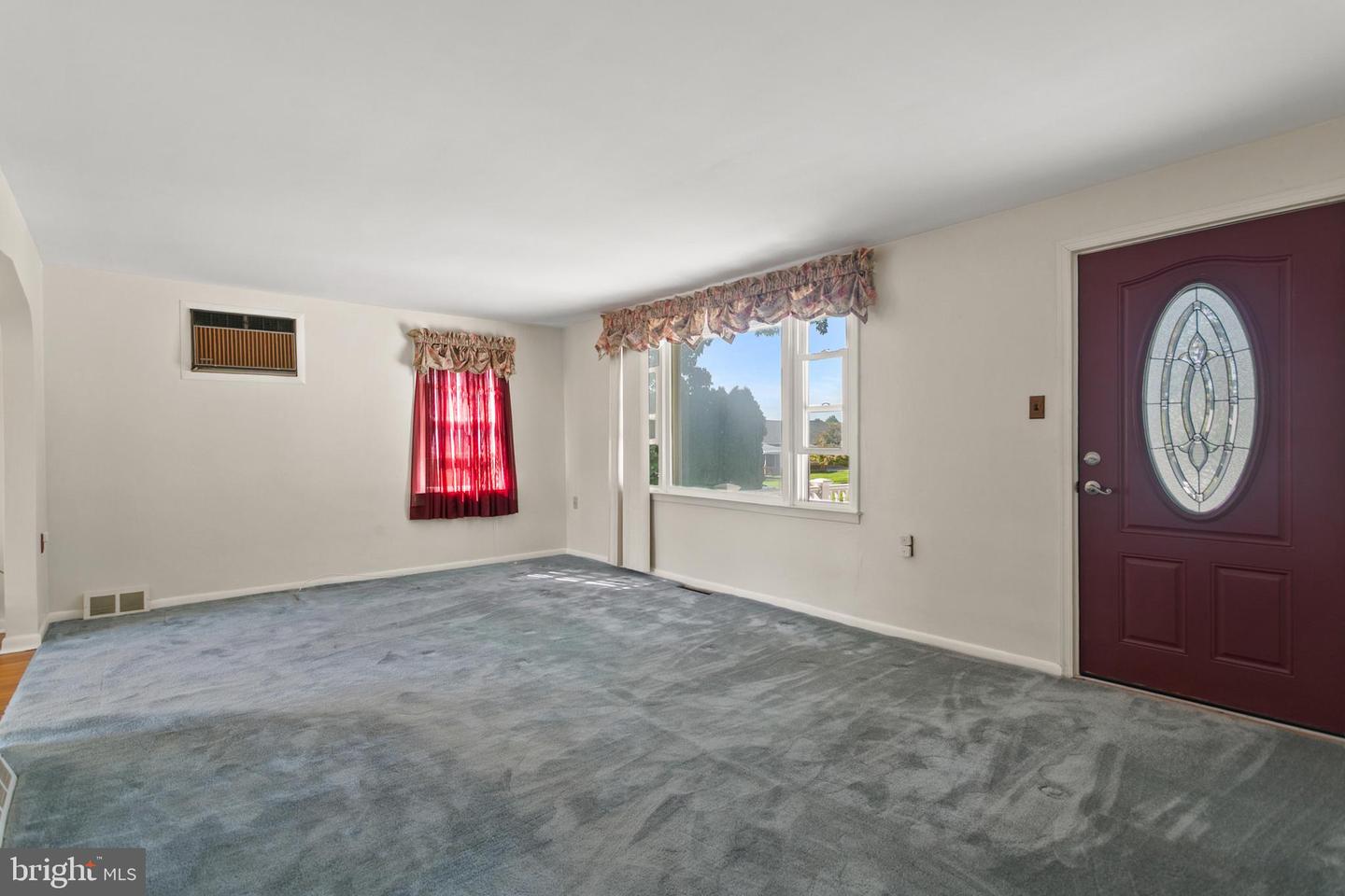 7 Pierce Rd Property Photo 9