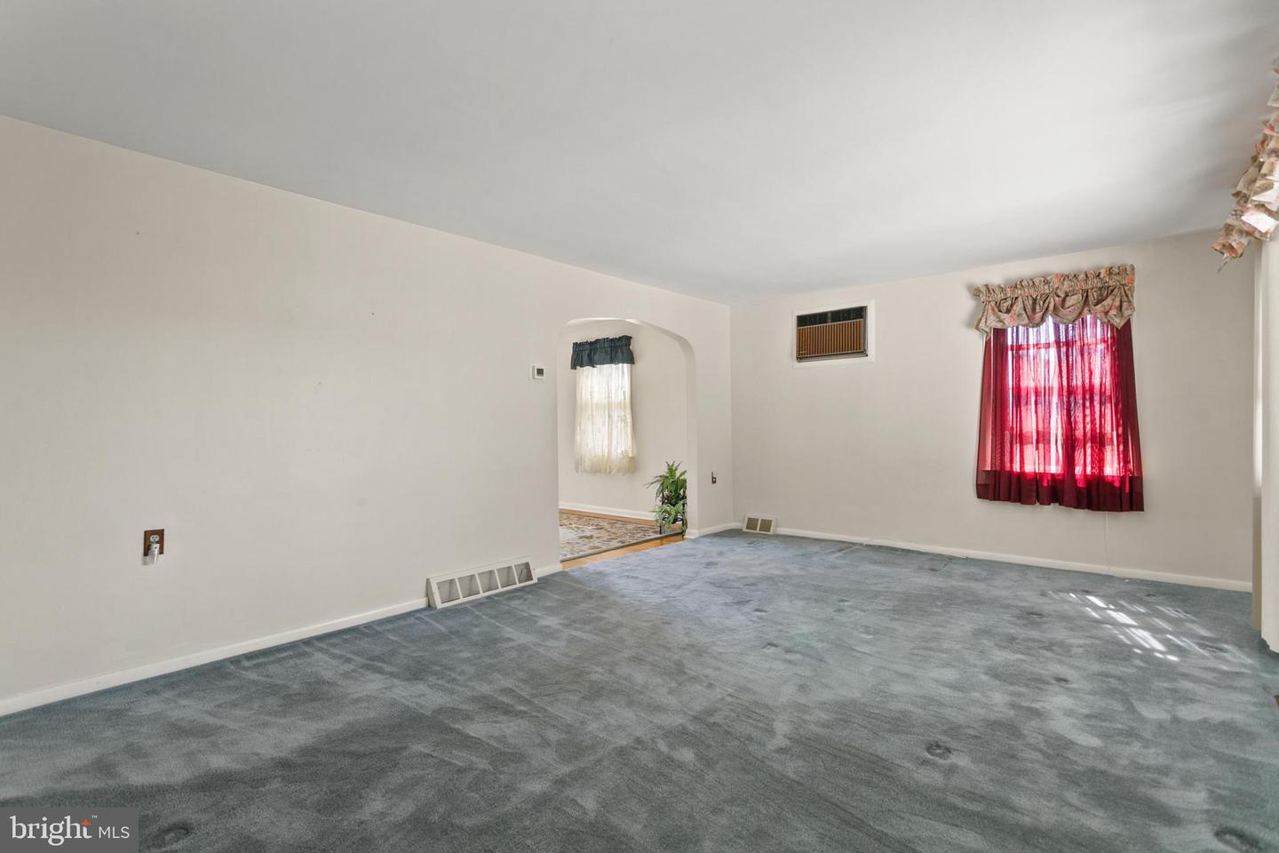 7 Pierce Rd Property Photo 10