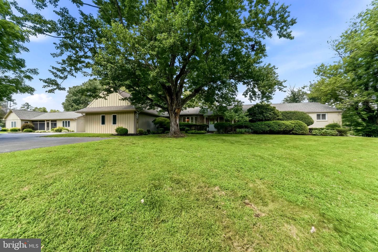 387 Ring Rd Property Photo 4
