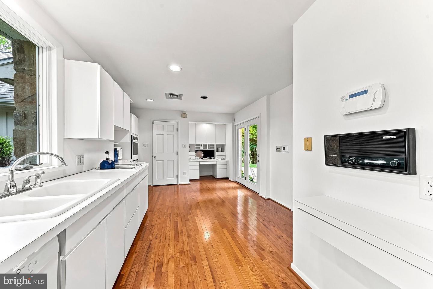 387 Ring Rd Property Photo 12