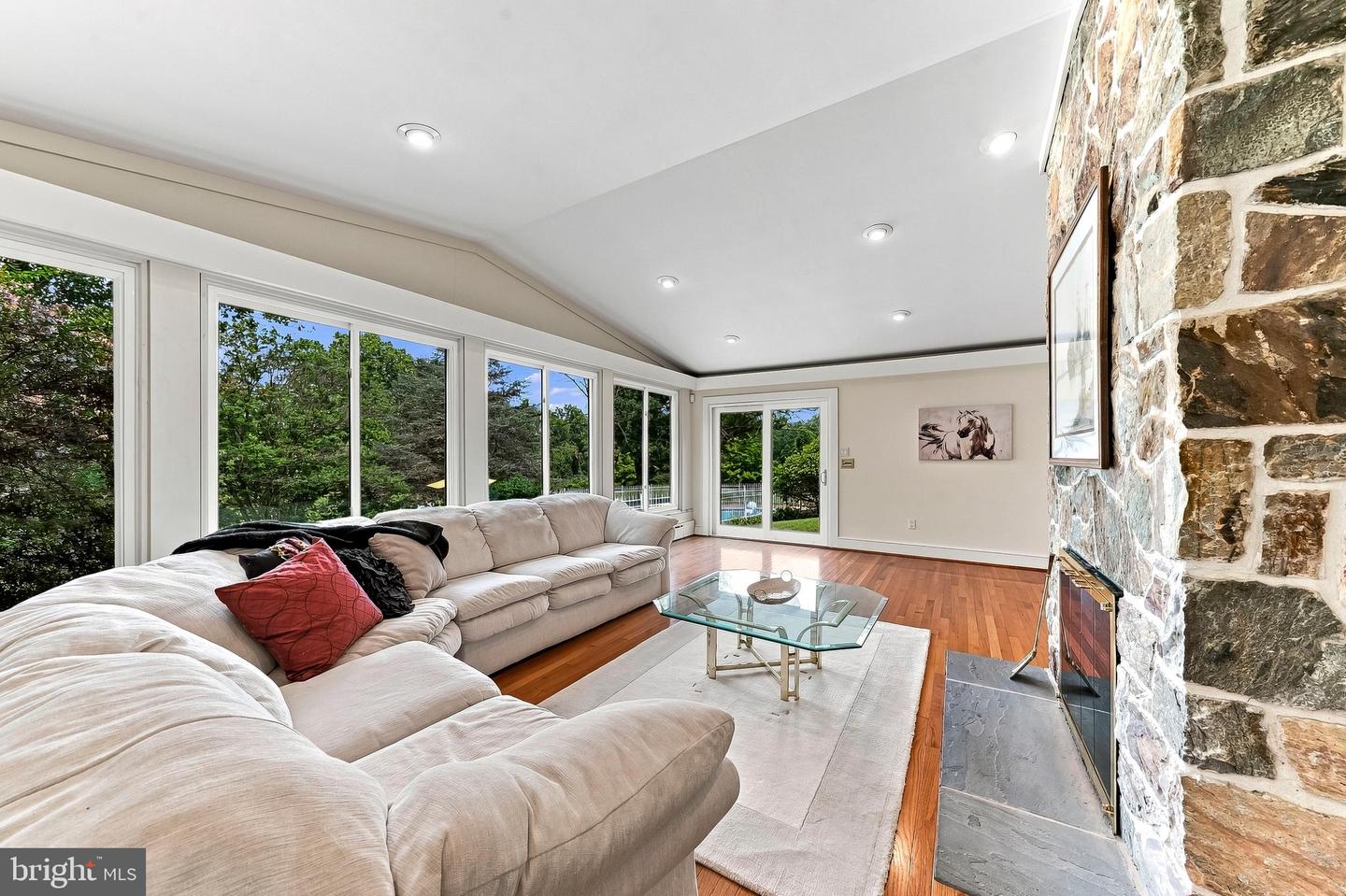 387 Ring Rd Property Photo 18