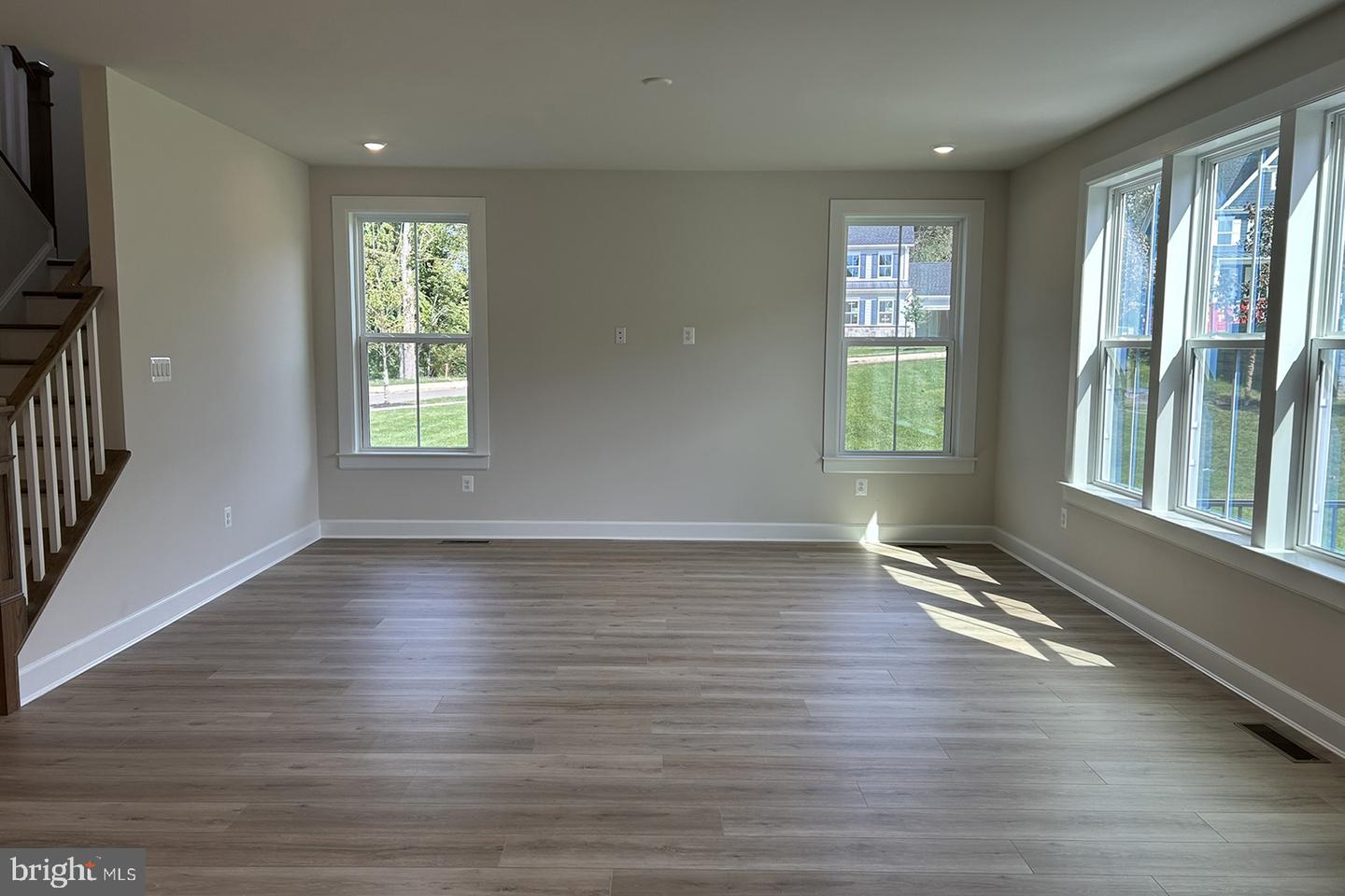 27 James Cloud Property Photo 7