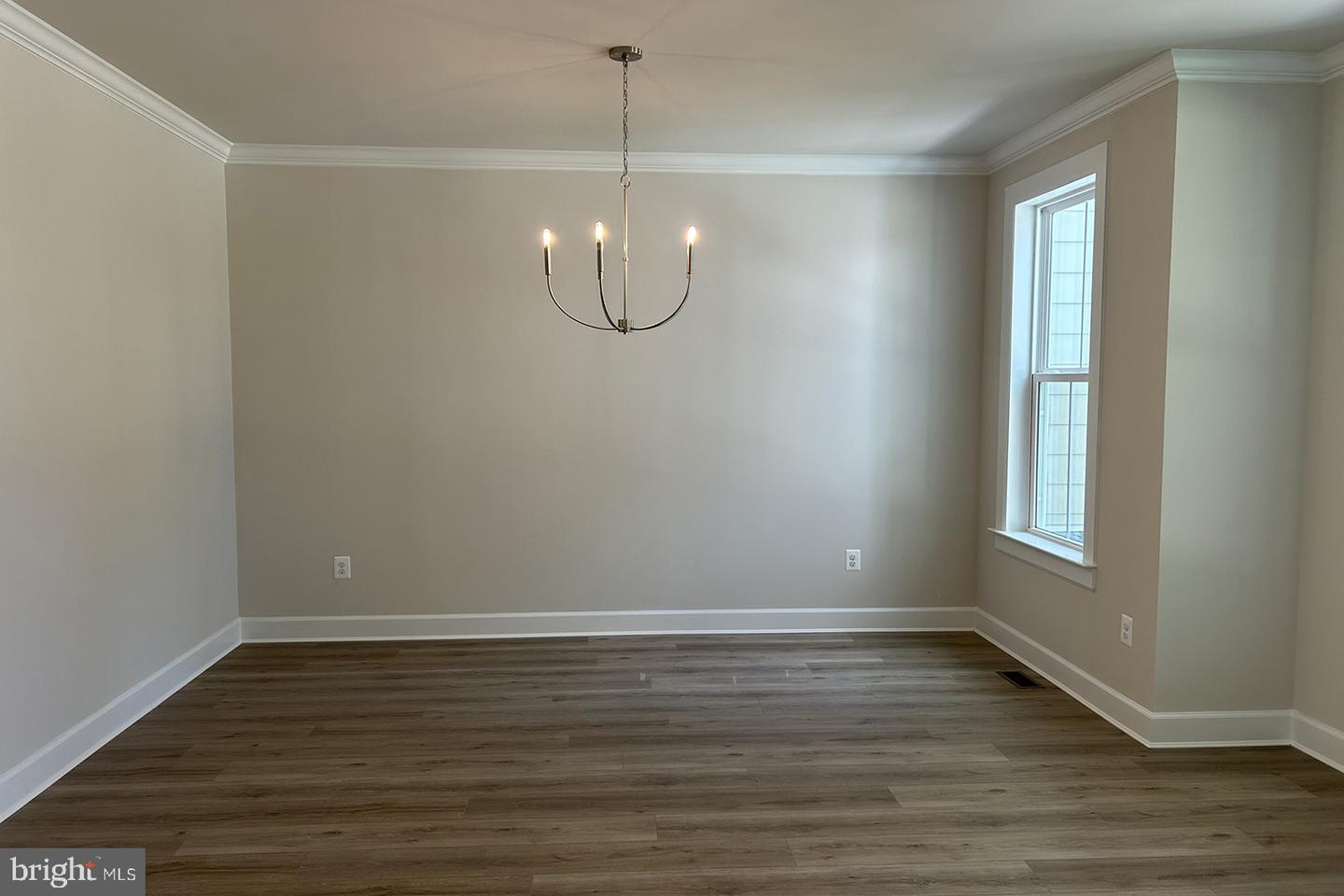 27 James Cloud Property Photo 9