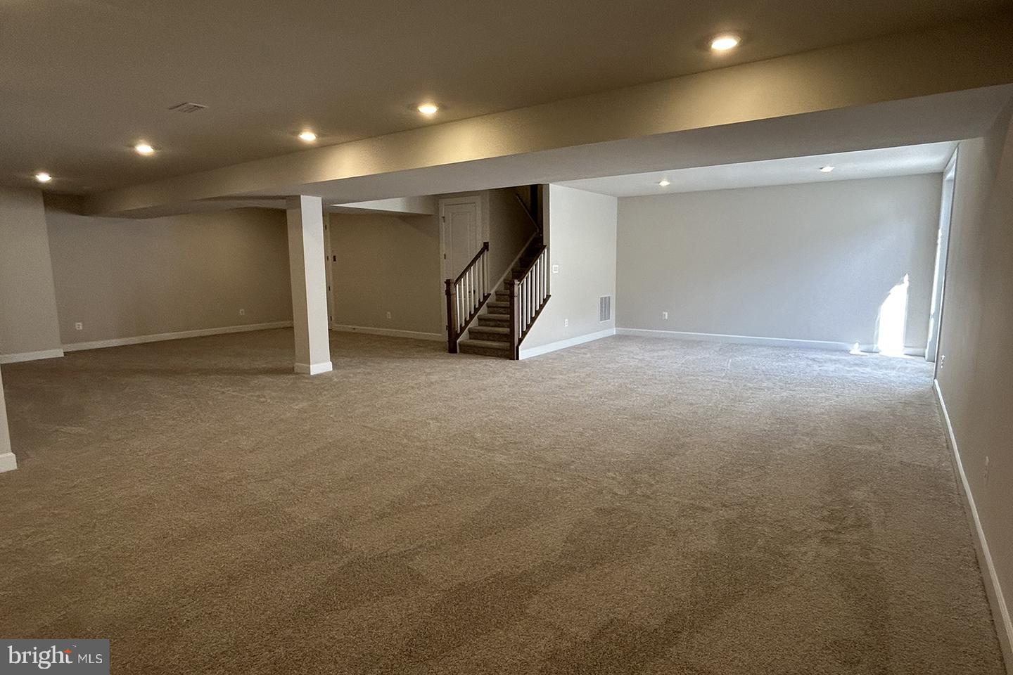 27 James Cloud Property Photo 11
