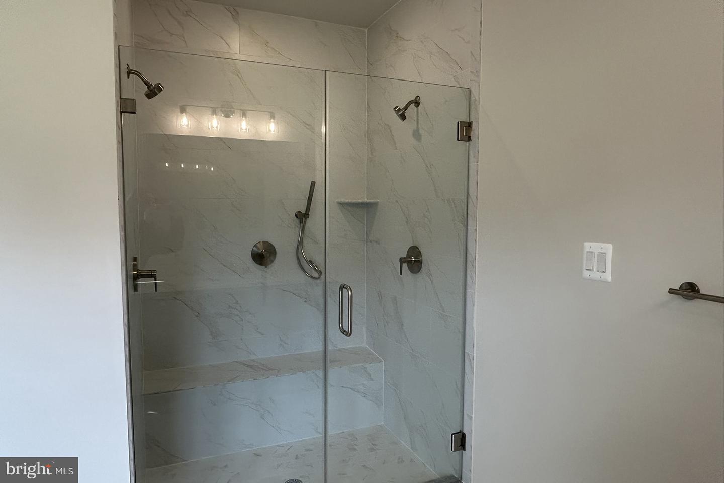 27 James Cloud Property Photo 19