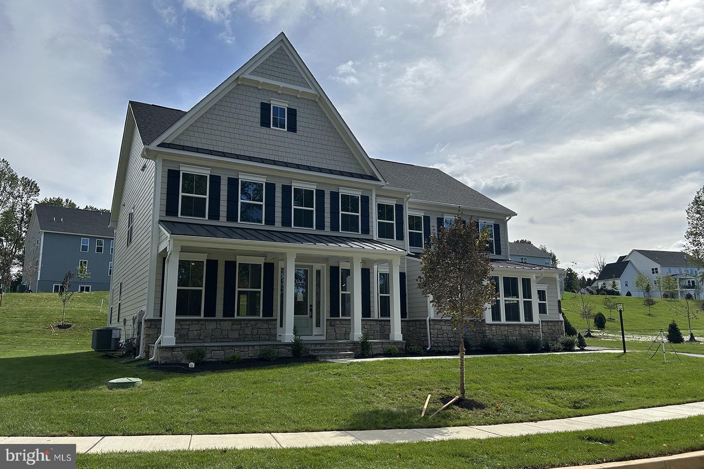 27 James Cloud Property Photo 23