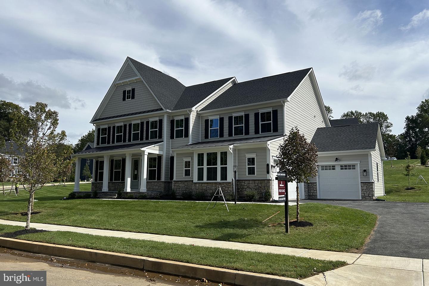 27 James Cloud Property Photo 25