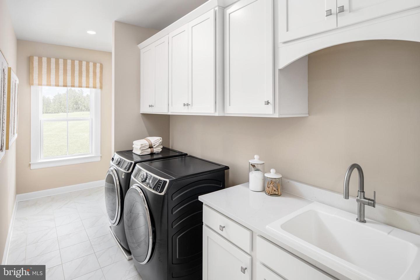PADE2122428 Property Photo 16