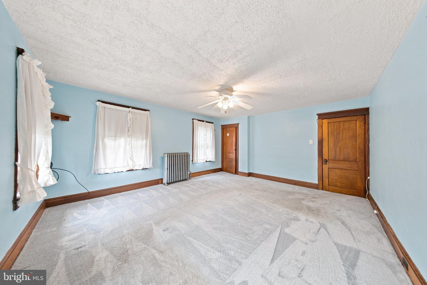 293 Glen Riddle Rd Property Photo 15