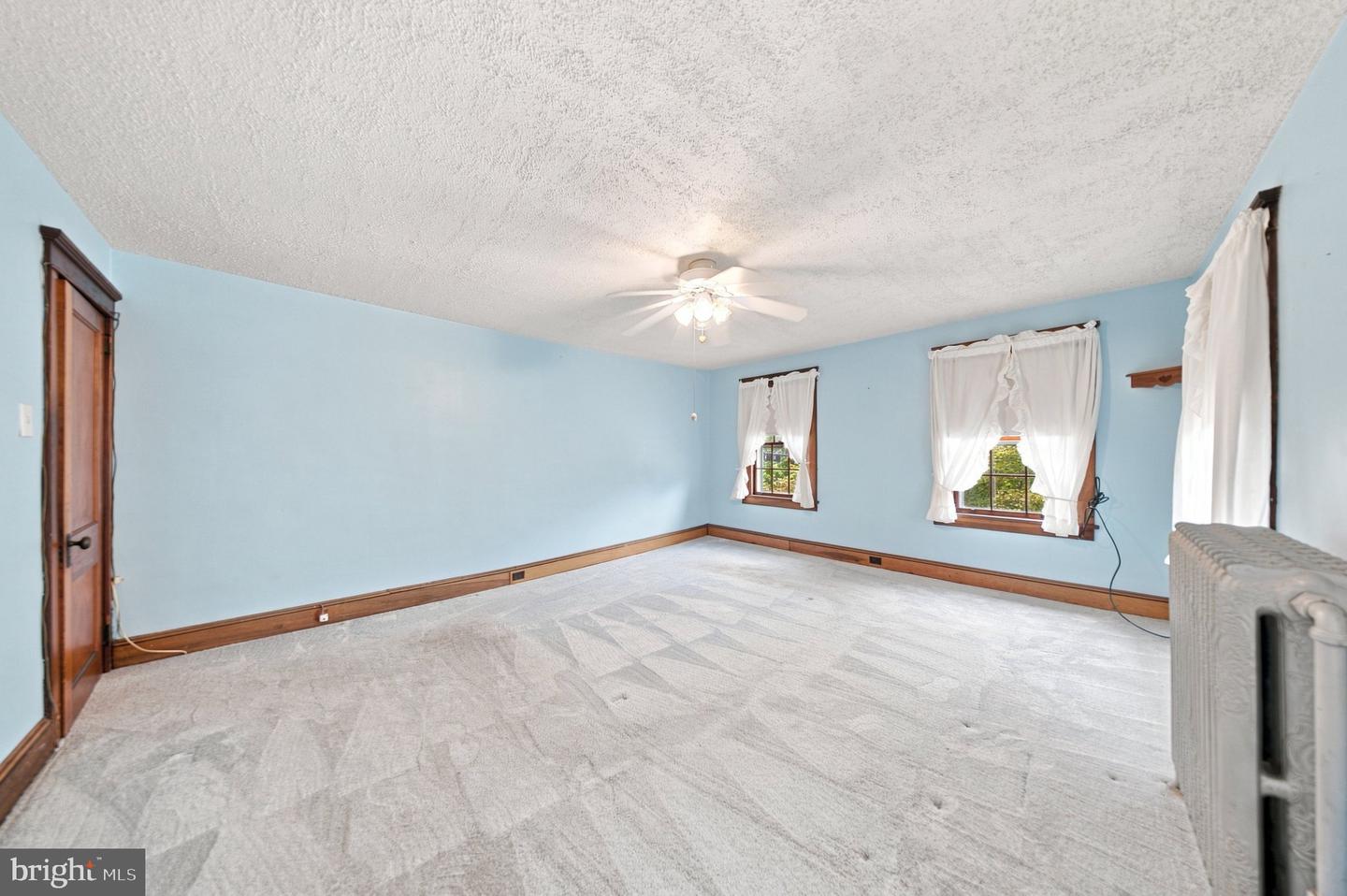 293 Glen Riddle Rd Property Photo 16