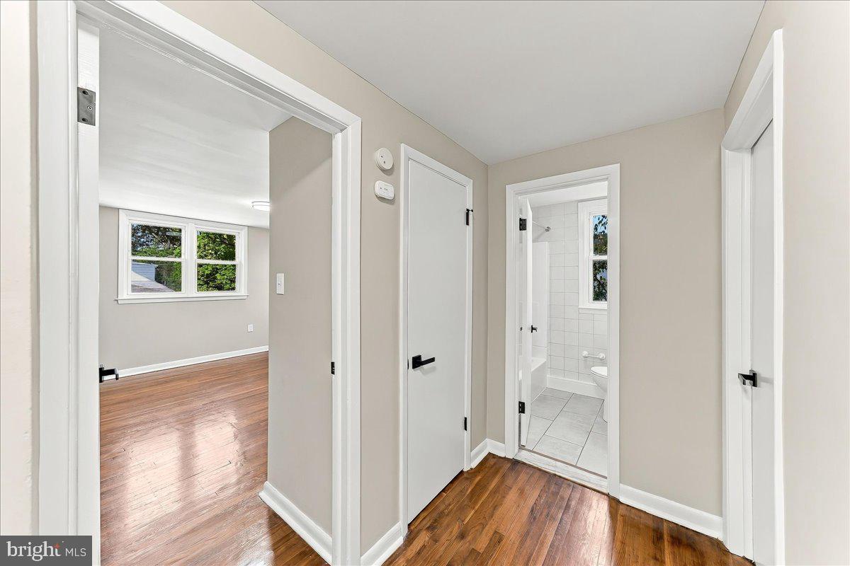 1122 Walnut St Property Photo 18