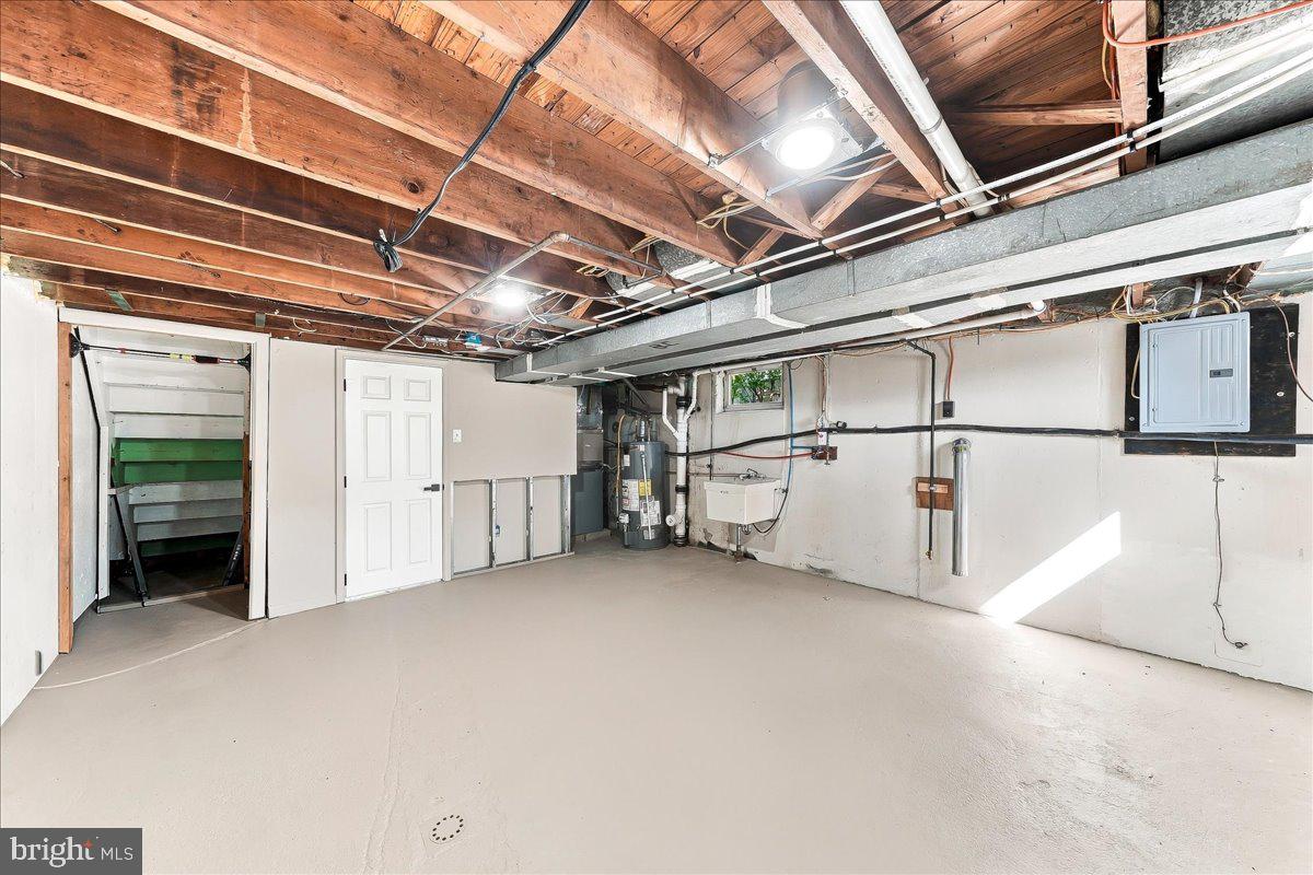 1122 Walnut St Property Photo 25