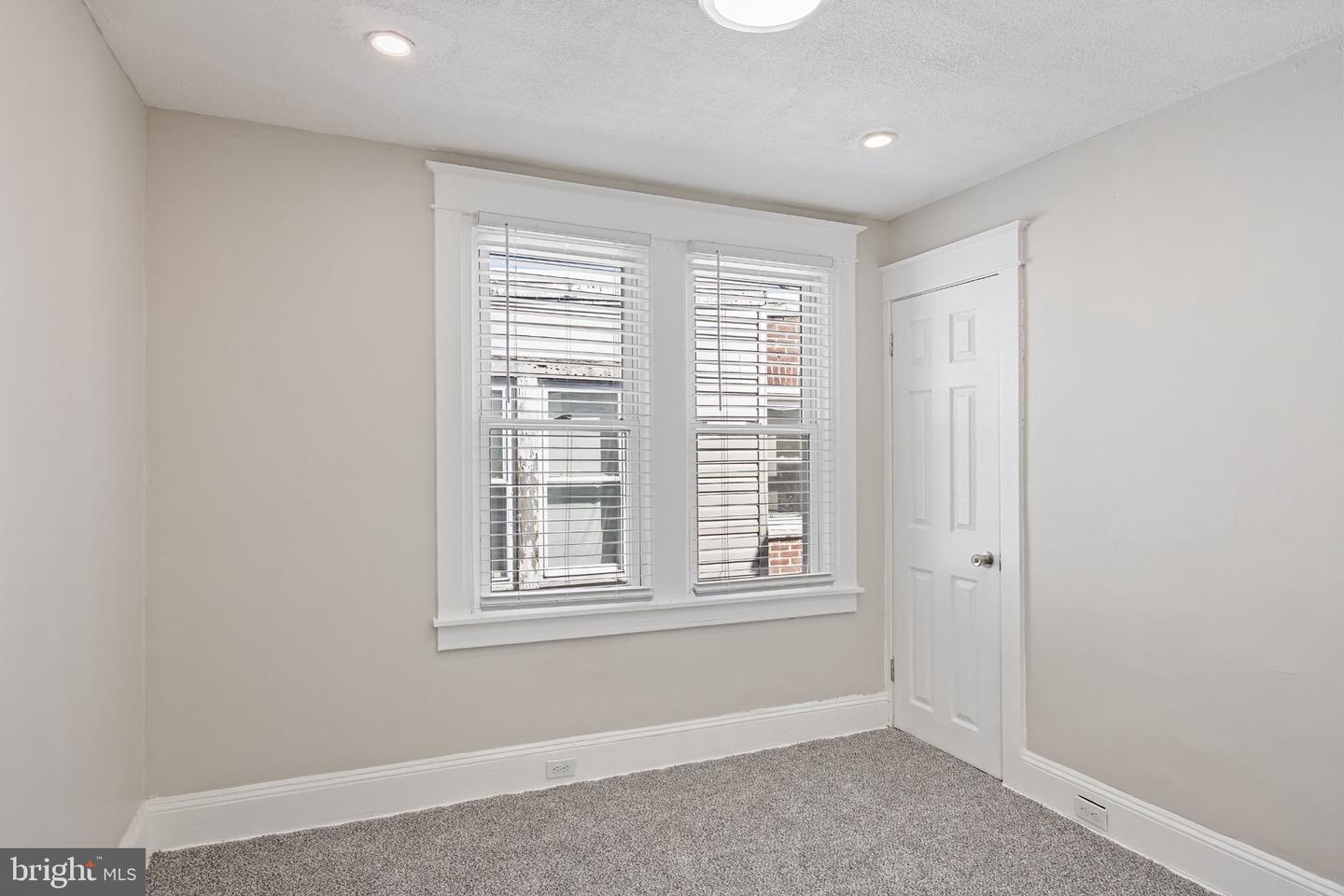 2314 Upland St Property Photo 16