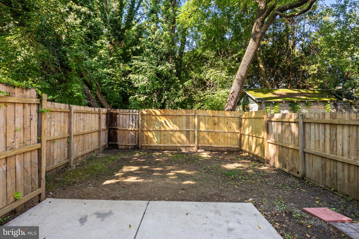 2314 Upland St Property Photo 25