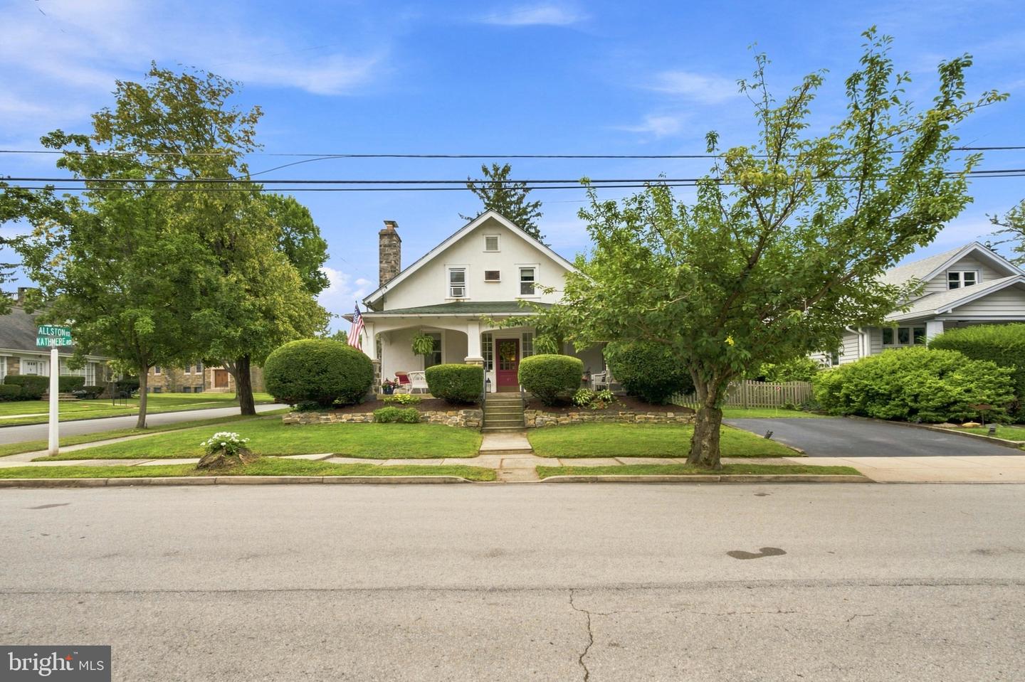 145 Kathmere Rd Property Photo 2