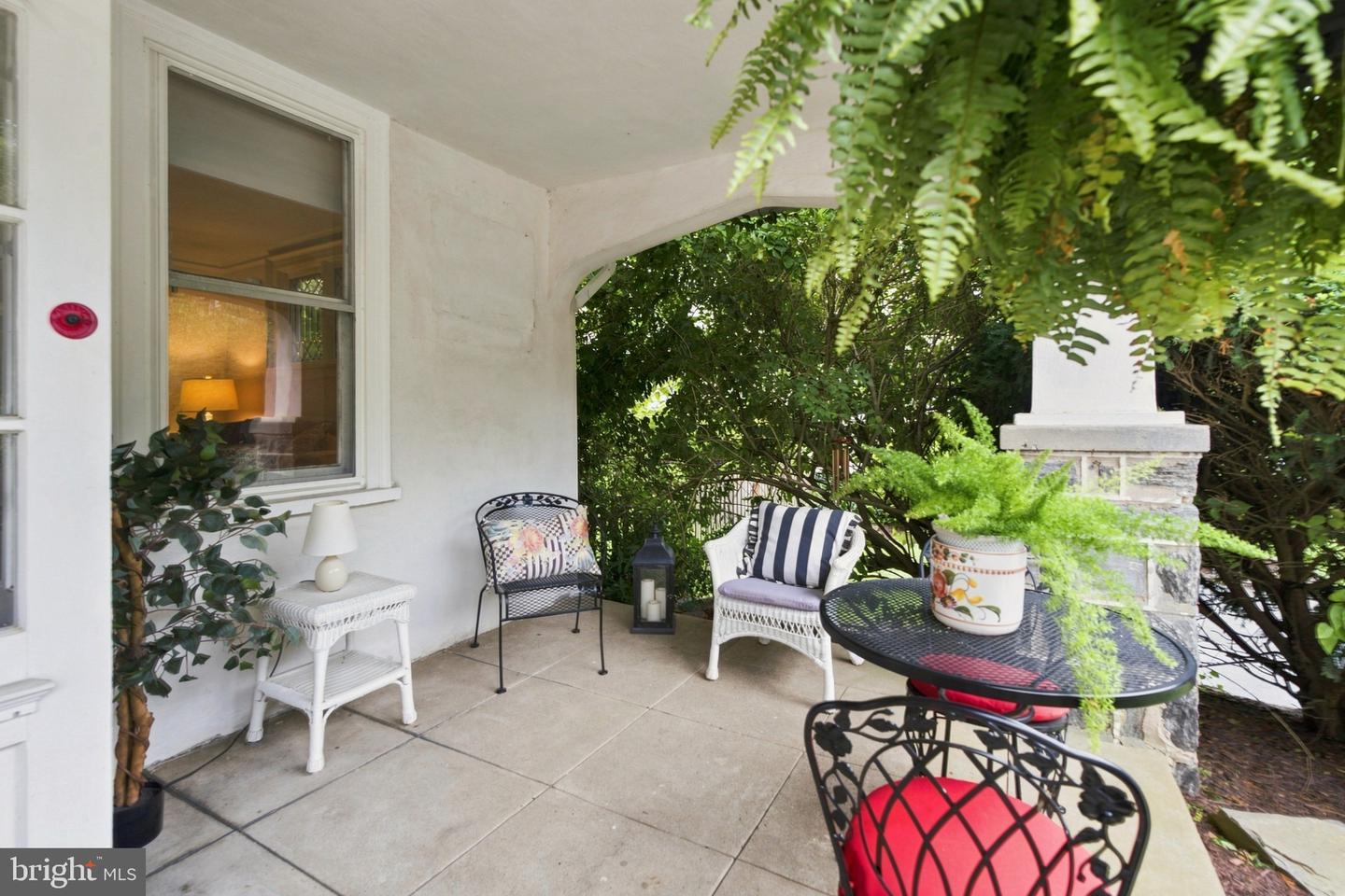 145 Kathmere Rd Property Photo 8