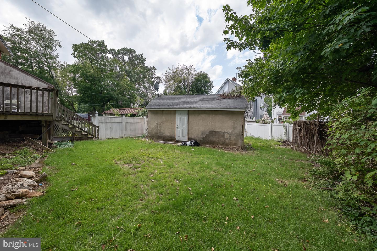 59 Fairview Ave Property Photo 28