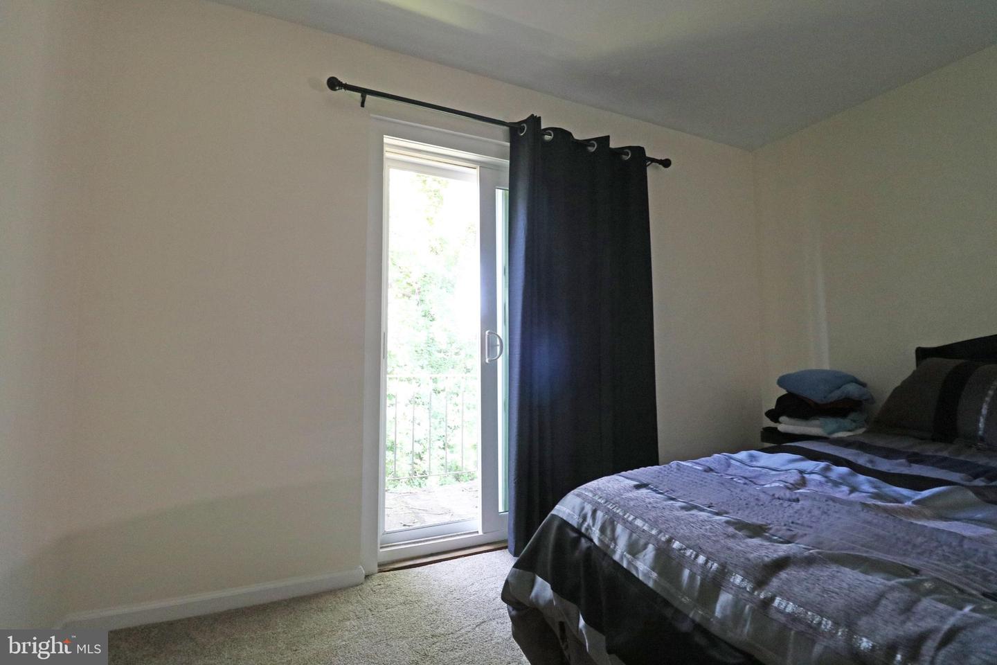 646 Country Ln Property Photo 37