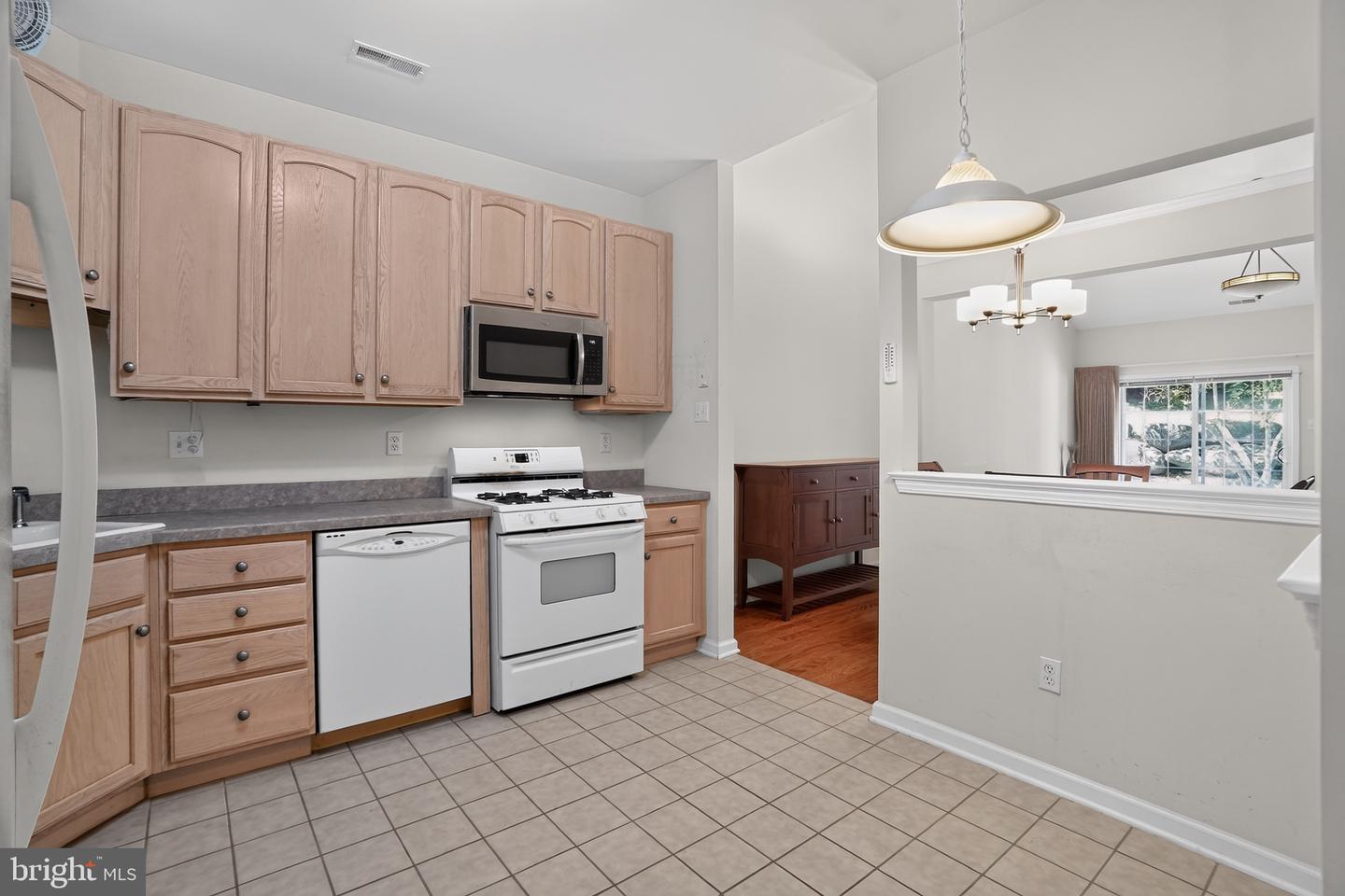 45 Dresner Cir Property Photo 10