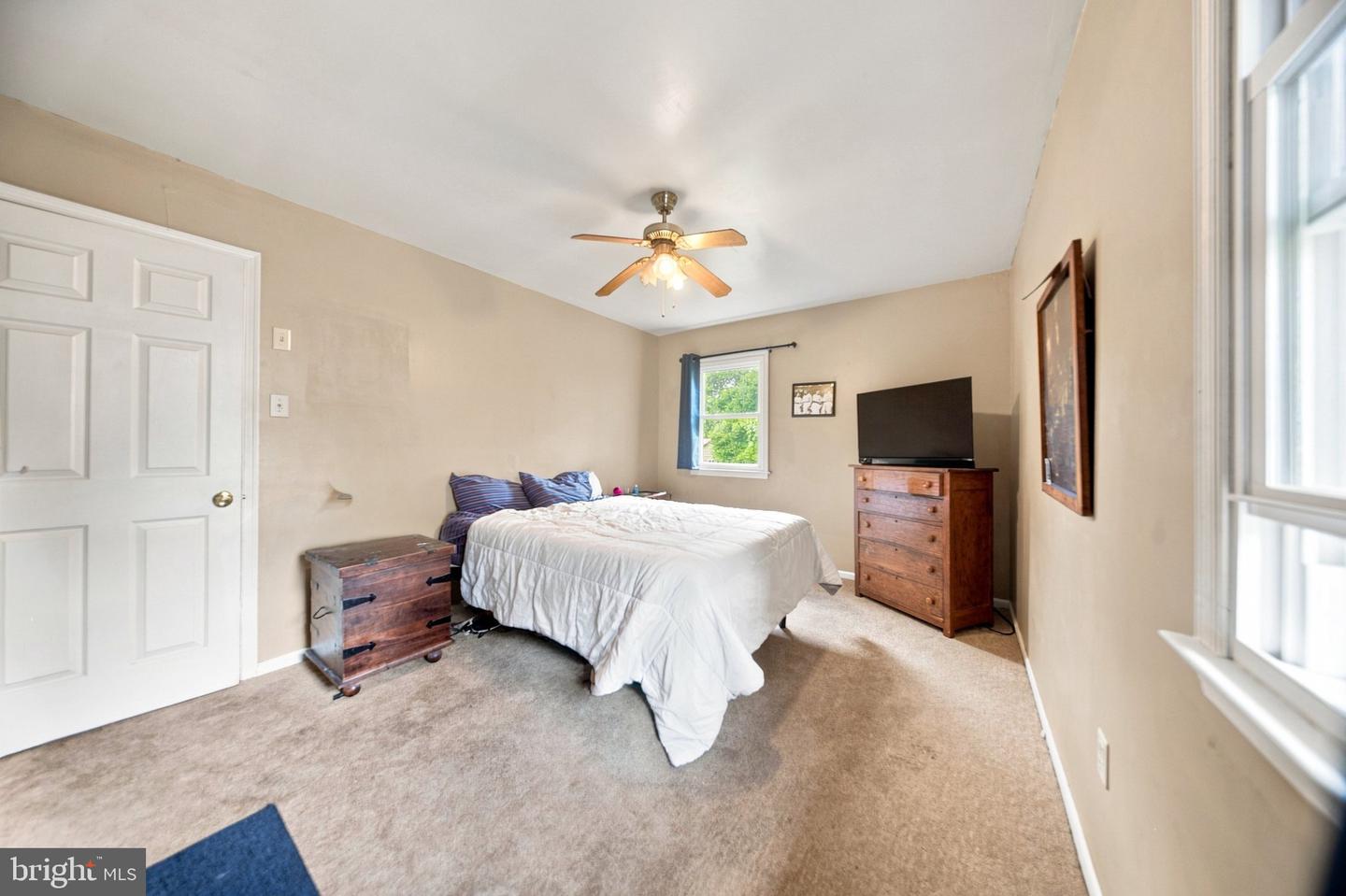 1717 Franklin Ave Property Photo 8