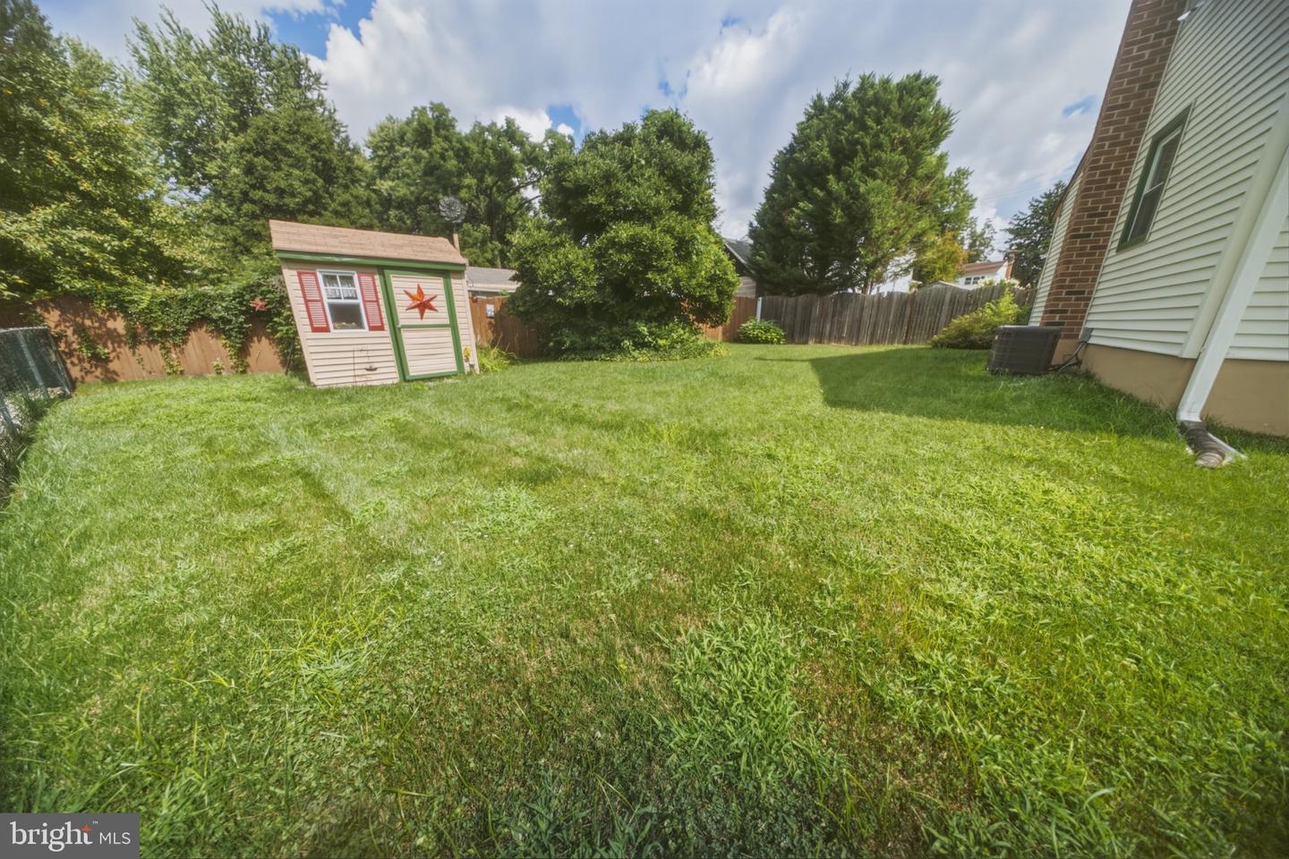 1717 Franklin Ave Property Photo 13