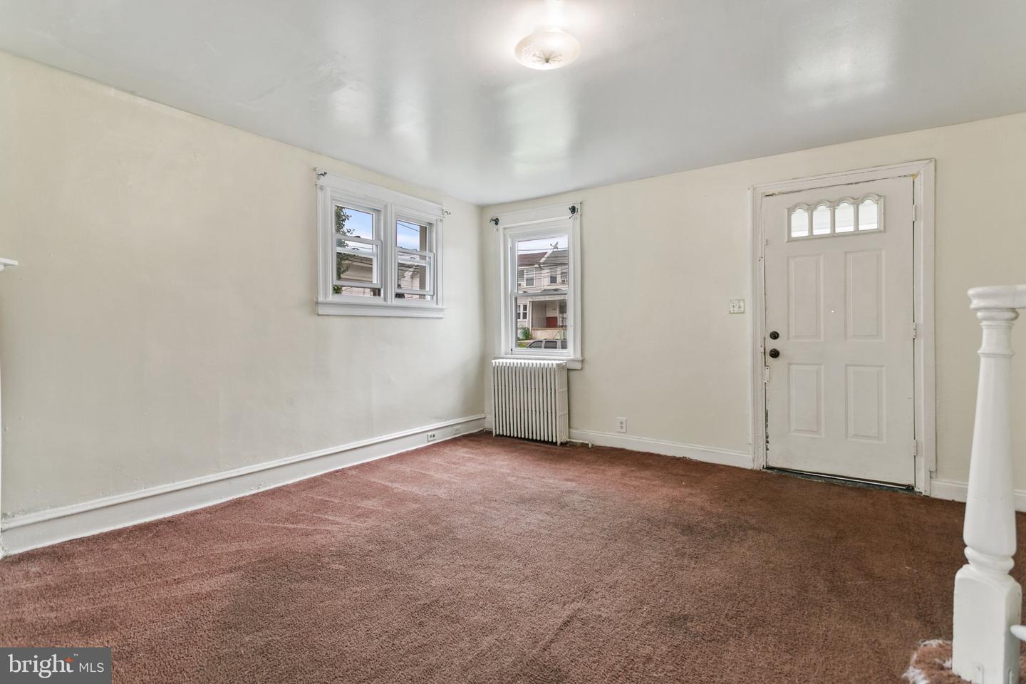 7038 Clover Ln Property Photo 4