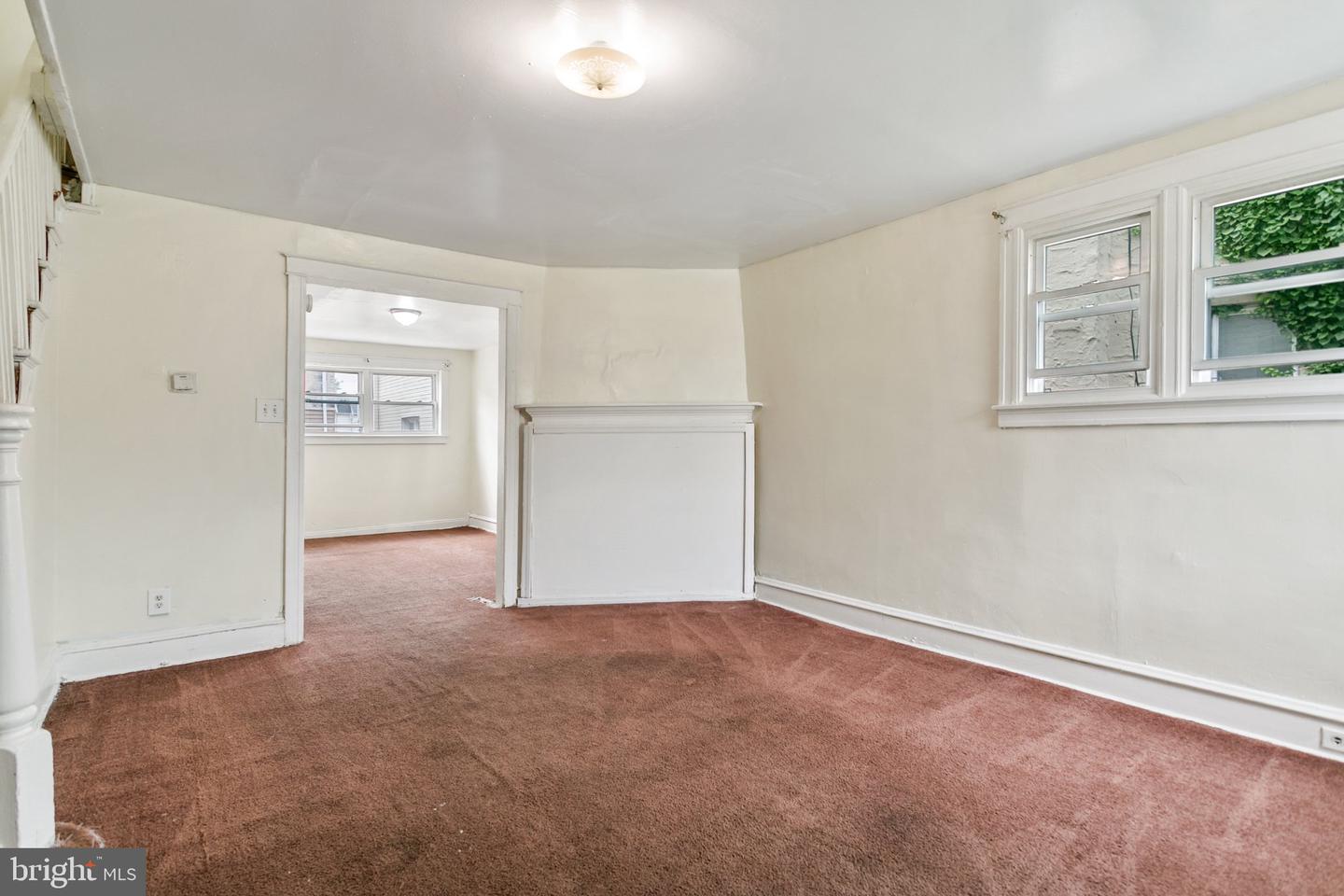 7038 Clover Ln Property Photo 5