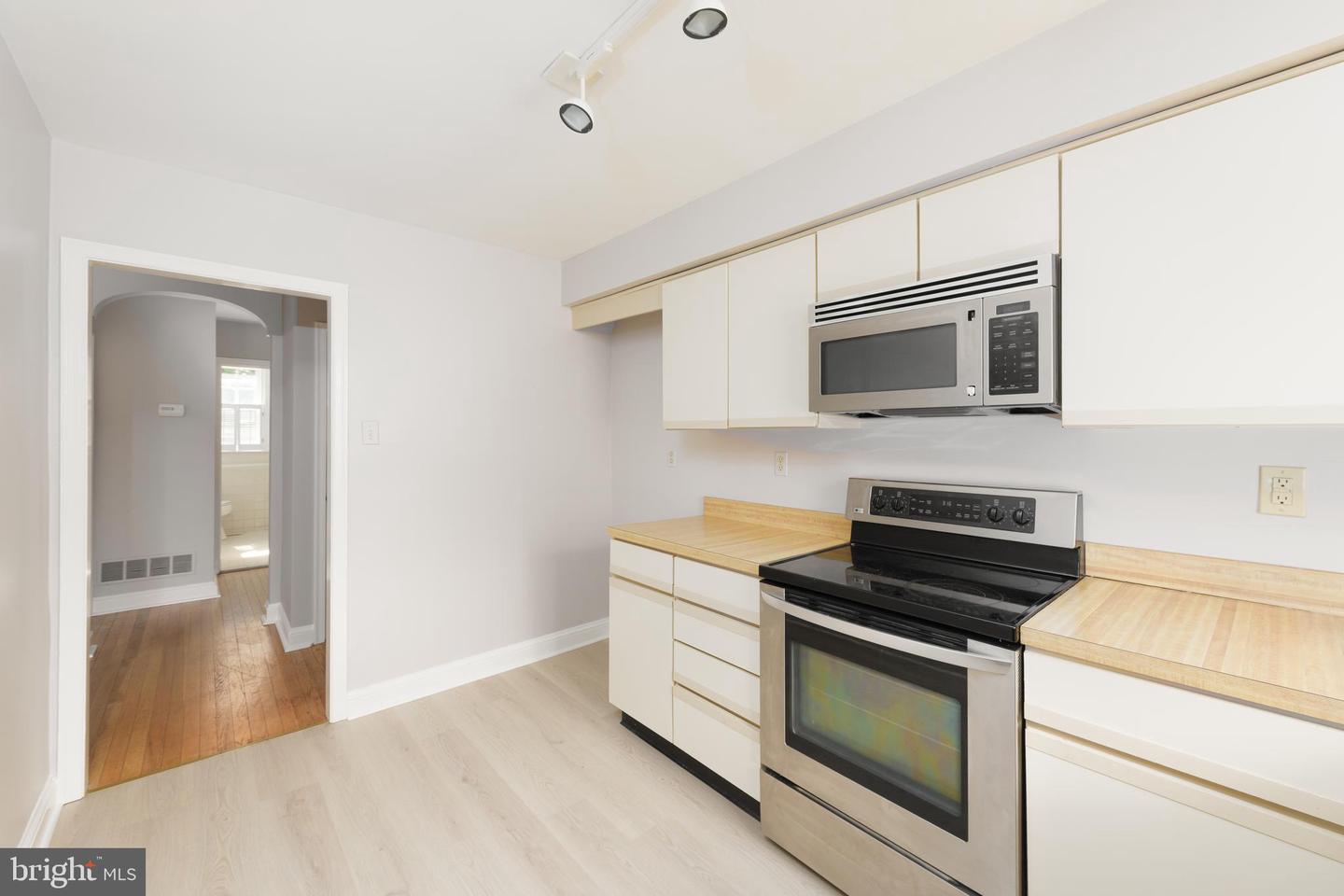 500 E Lancaster Ave #b 124 Property Photo 9