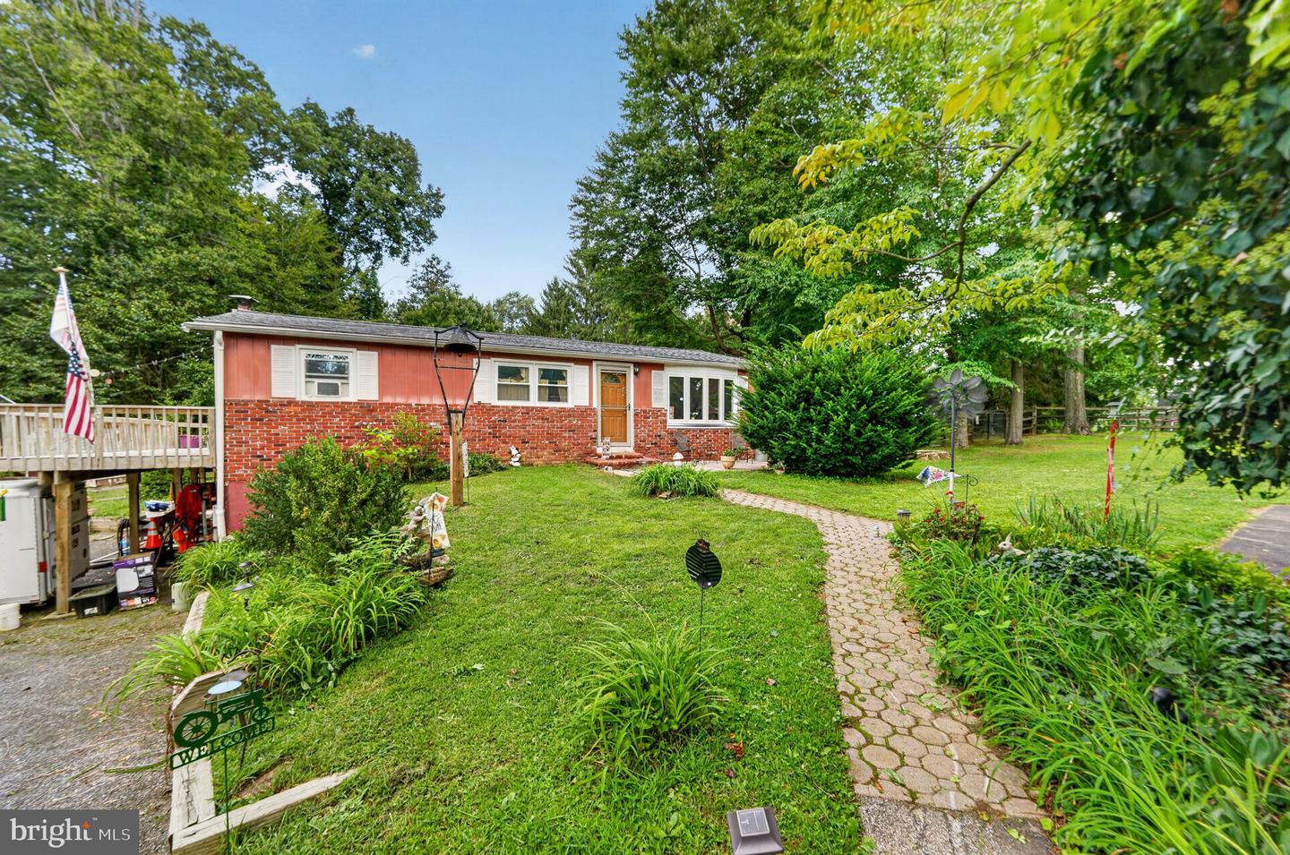 89 Conchester Rd Property Photo 2