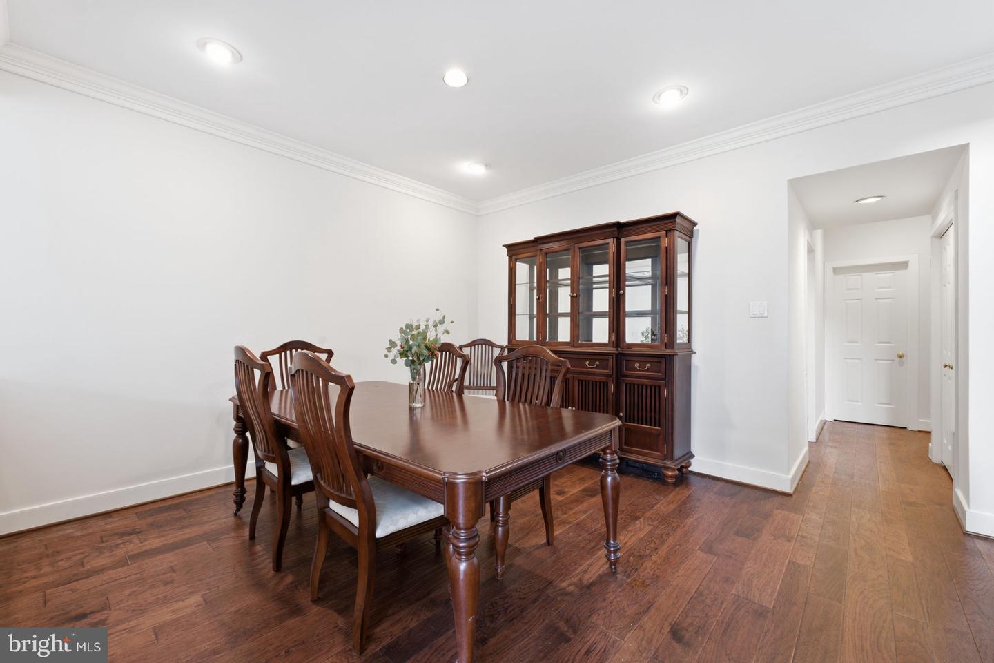 30 Greythorne Woods Cir Property Photo 13