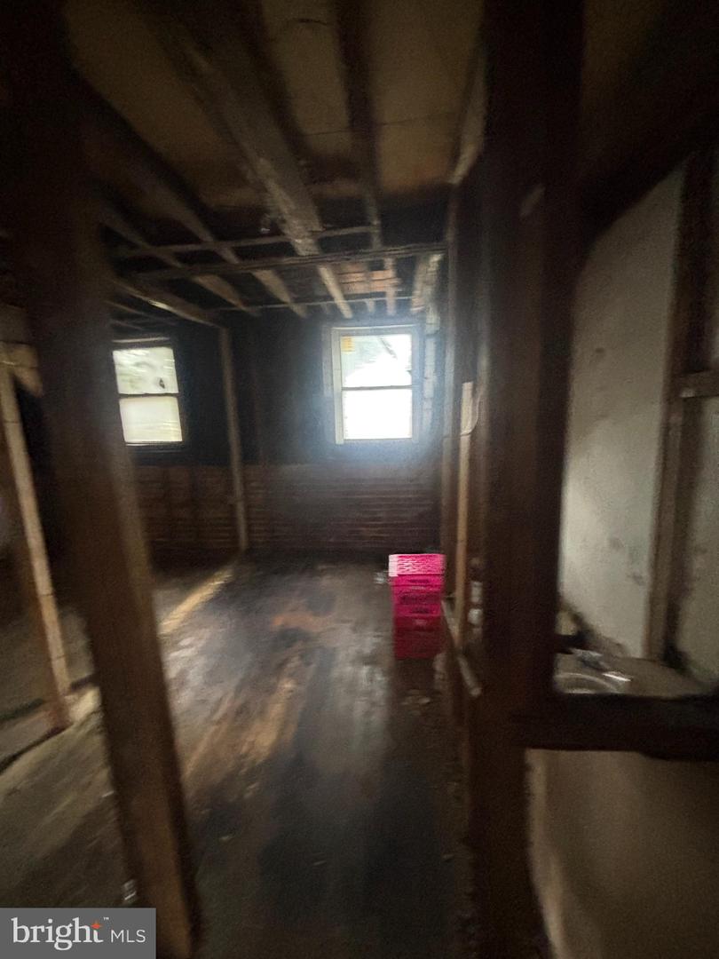 1312 Terrill St Property Photo 11