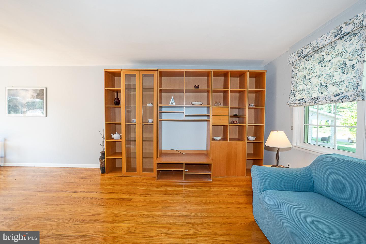 623 N Morton Ave Property Photo 5