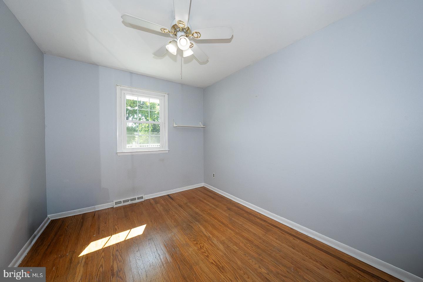 623 N Morton Ave Property Photo 22