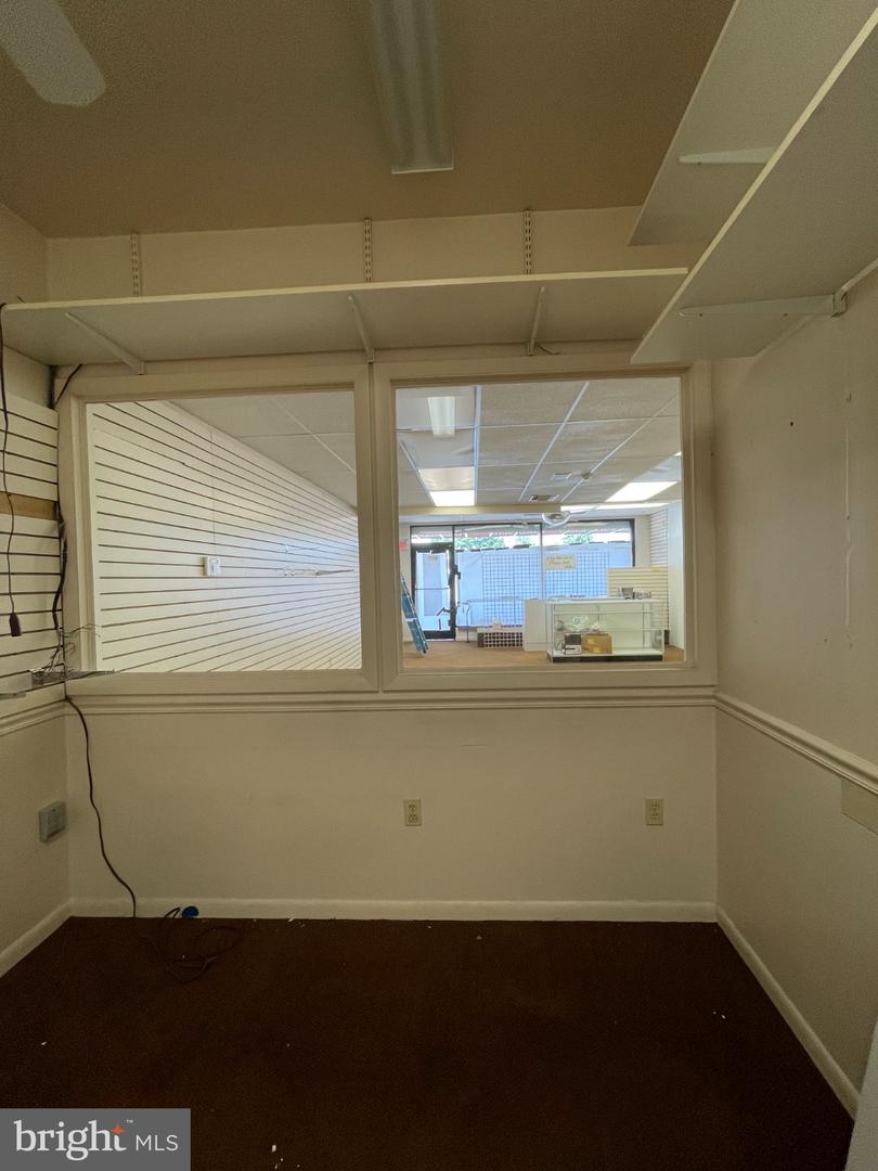 614 South Ave Property Photo 5
