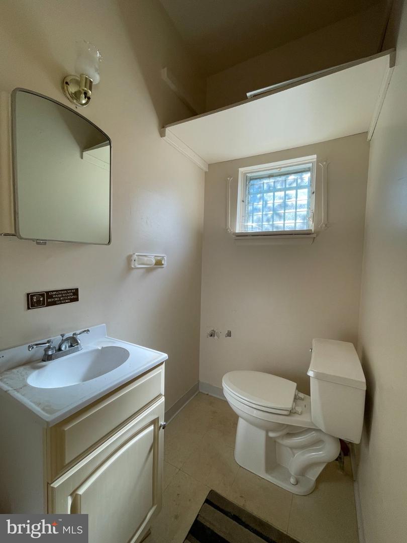 614 South Ave Property Photo 7