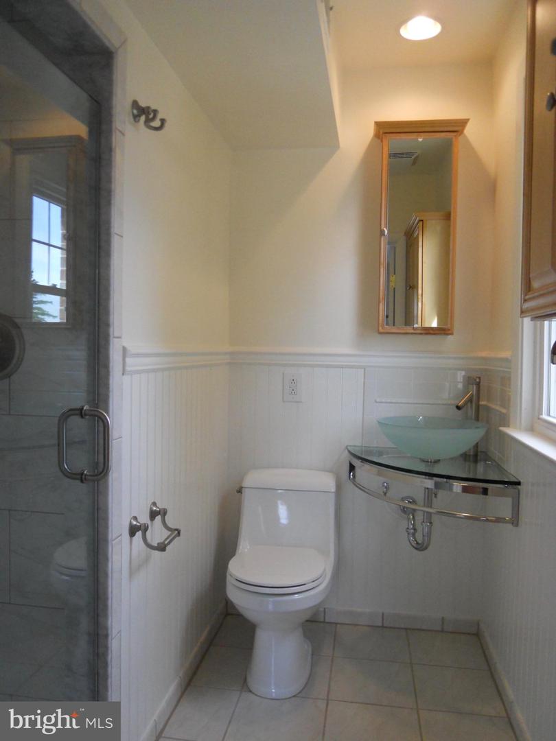 3554-3556 Woodcrest Ave Property Photo 55