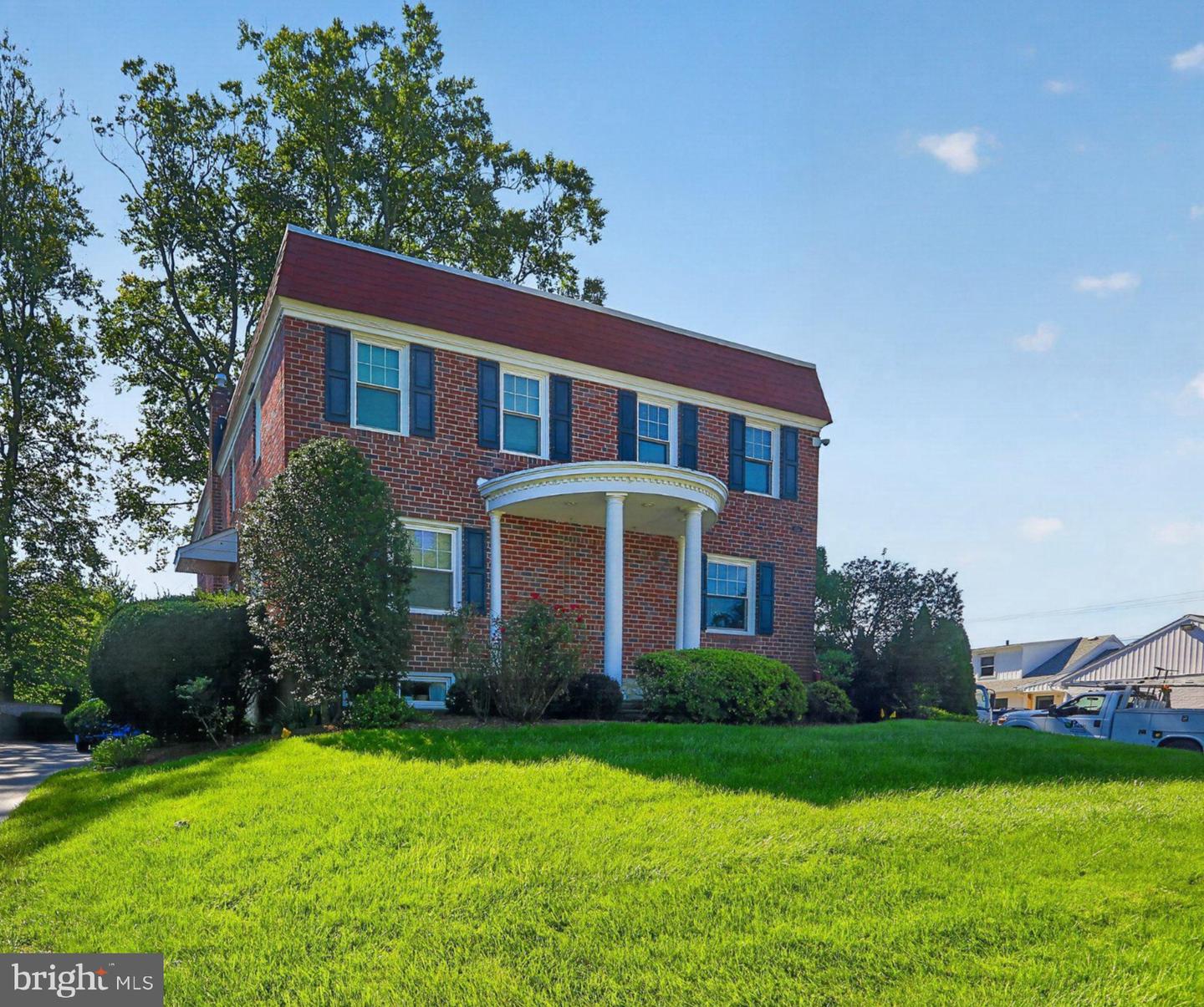 3554-3556 Woodcrest Ave Property Photo 68