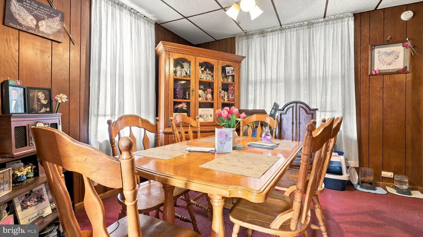 1 Chestnut St Property Photo 9