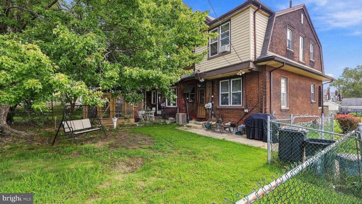 1 Chestnut St Property Photo 19